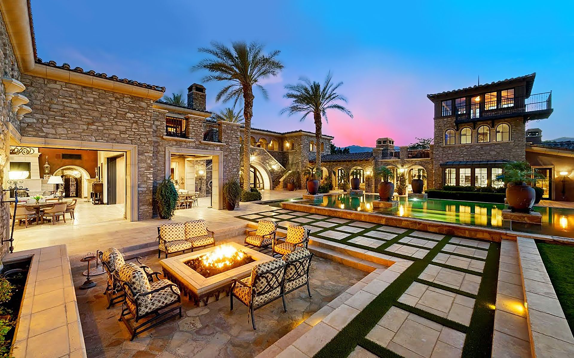 Best Outdoor Lights for Italian Climate