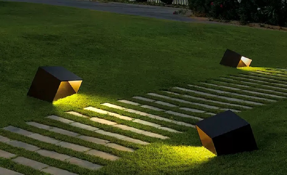 Avantages de l'utilisation de lumières LED dans votre jardin | XINSANXING