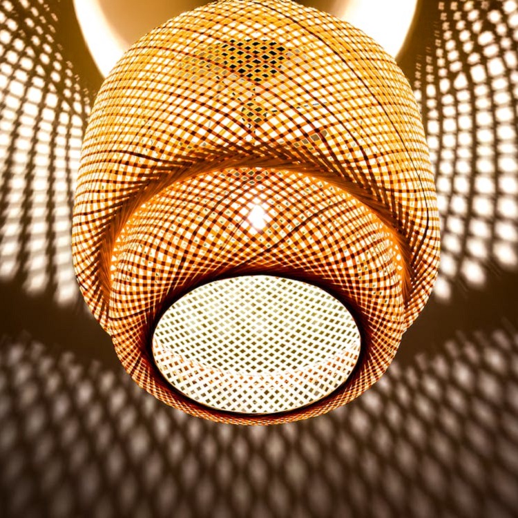 Display of bamboo lamp shadow effects