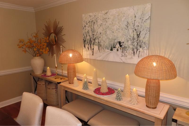 Rattan table lamp placed on the table