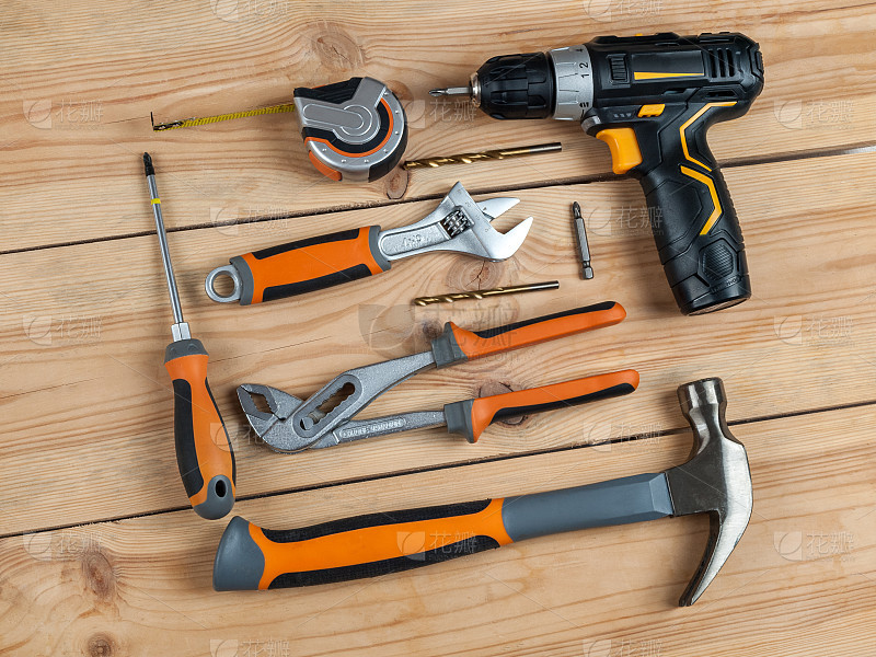 Outdoor string light tools